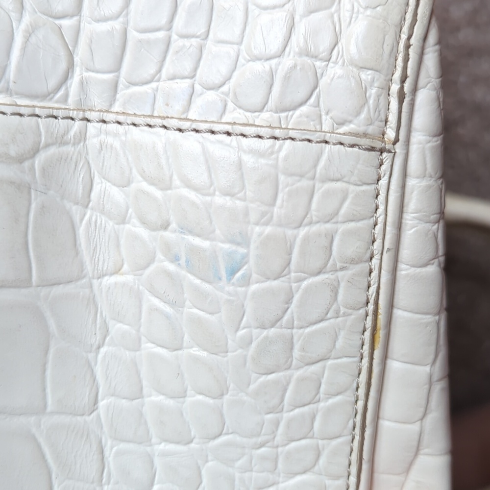 Vintage Brahmin White Leather With Stone Floral Bag - Picture 14 of 16